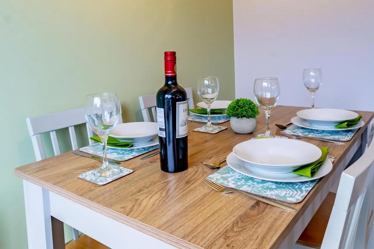 K Suites - Goldcrest Road Nottingham Holiday home